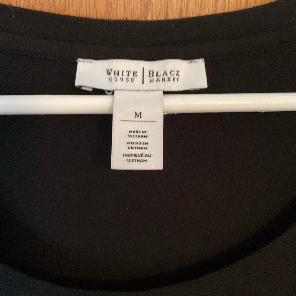 White House Black Market Black Scoop Neck Shirt Sz Medium - Picture 2 of 2
